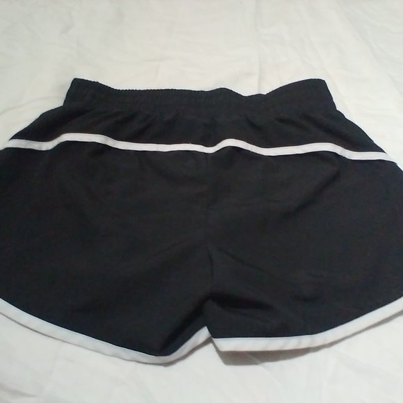 Danskin shorts - Picture 2 of 3